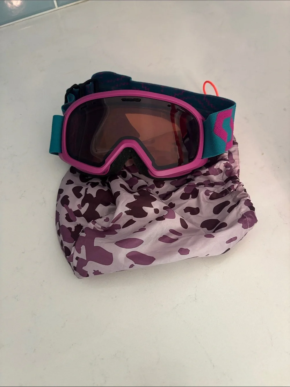 Helly Hansen Pink Quilted Kids Puffer Jacket, Ski Pants with Goggles